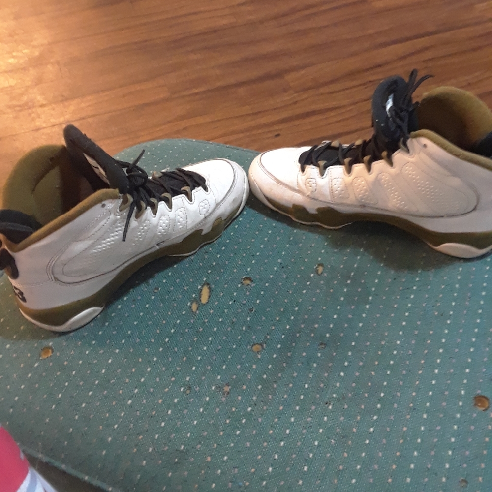 Shoes